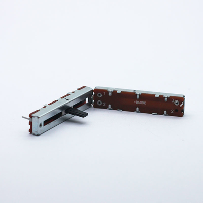 Cina Produsen Potensiometer Geser dengan Switch 30mm Travel Linear 5k 10k ohm potensiometer 100k potensiometer