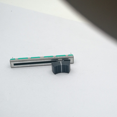 Travel Potensiometer Geser 60mm B100K Resistensi Linier Untuk Konsol Pencampur Audio