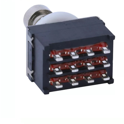0.8mm Biasanya Tertutup Sesaat Footswitch 4PDT 12 Pin Toggle